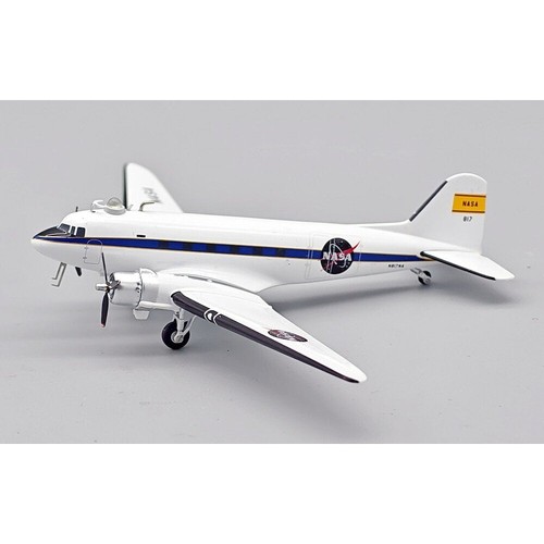 Inflight 200 douglas dc3 - inflight,