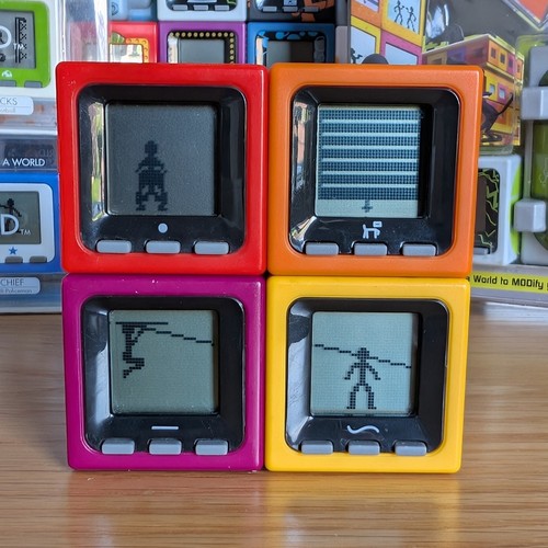 Radica cube world dodger - cube,