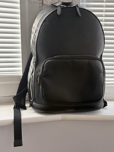 Authentic burberry black - authentic,