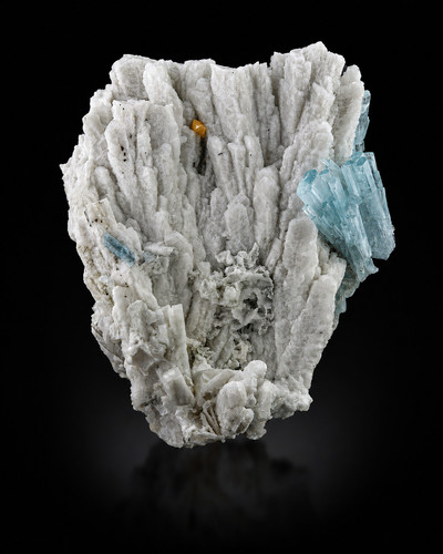 Aquamarine cluster with