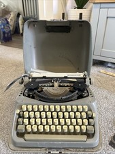 Vintage Adler Primus Typewriter W/ Carry Case - FOR PARTS / REPAIR AS IS