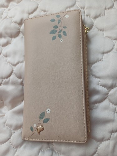 Beige pavers purse