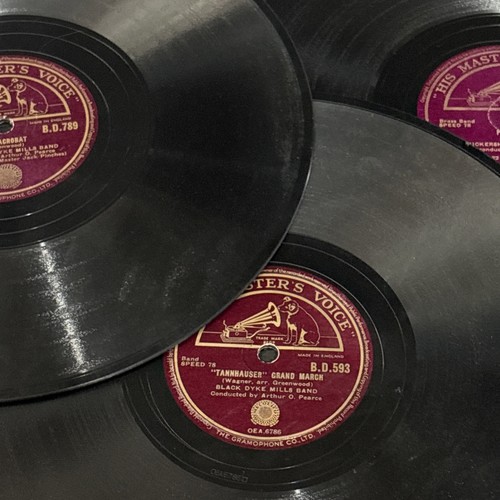 Lot hmv nipper label - of,