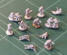 Flames Of War WWII German / Soviet Troops (PRH886)