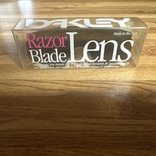 Oakley Razor Blade Lens