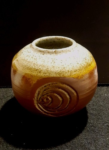 Studio pottery vase by - 4.5",