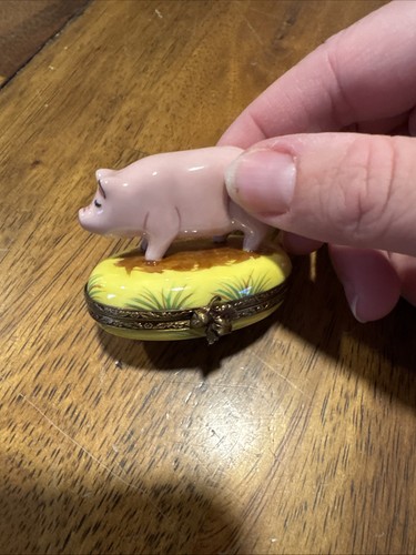 Pig yellow base limoges - pig,