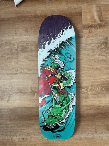 Bull dog skates bds - dog, skateboard