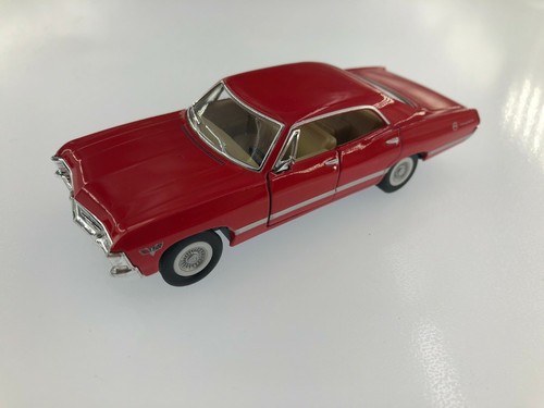 Kinsmart chevy 1967 - kinsmart,