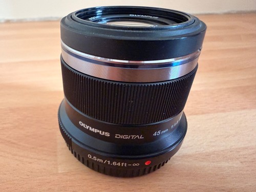 Olympus zuiko 45mm - olympus m.zuiko, f/1.8