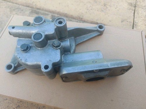 Nsu ro80 oil pump - nsu, rotary