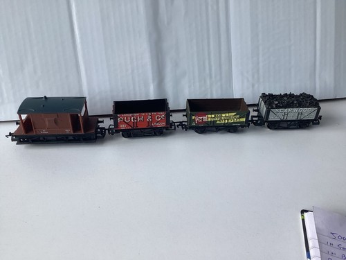 Hornby trucks mainline x1 - x2,