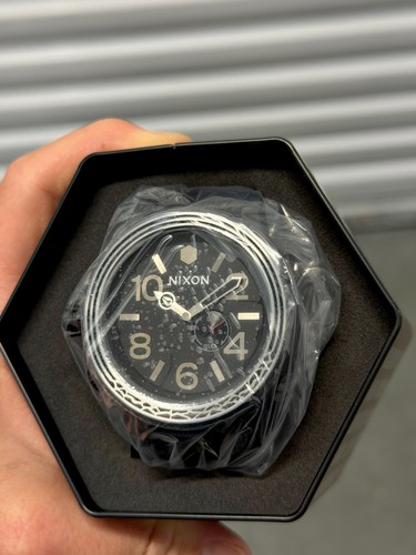 Nixon leather star wars - 51-30,