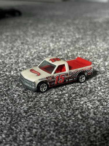 Hot wheels diecast - wheels, modeled