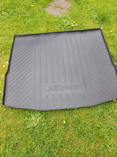 Genuine ford focus mk3 estate - genuine,