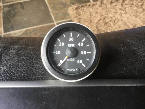 Land rover defender tachometer - rover,