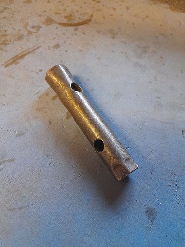 Box spanner for - box,