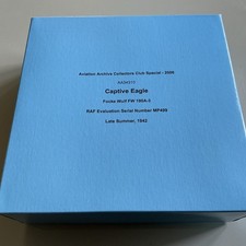 Corgi Aviation Archive Captive