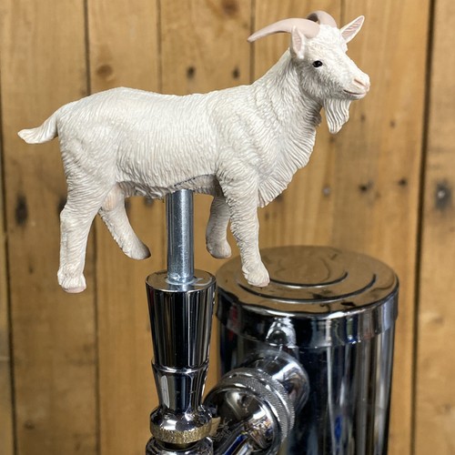 Billy goat mini - billy, keg