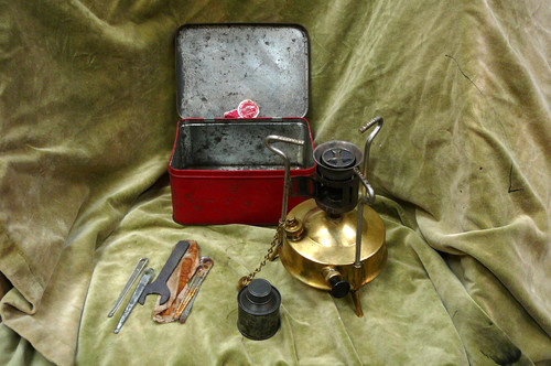 Vintage camping cooker small