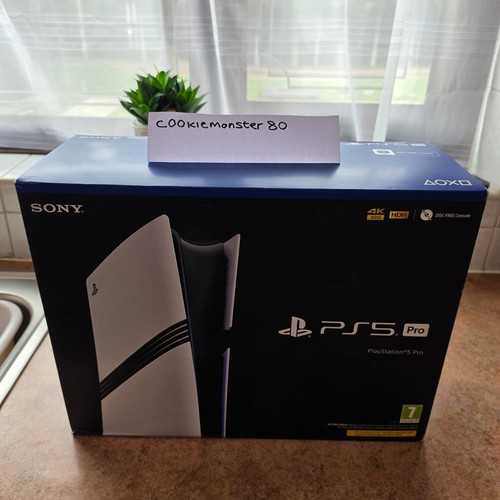 Sony playstation pro console - sony,