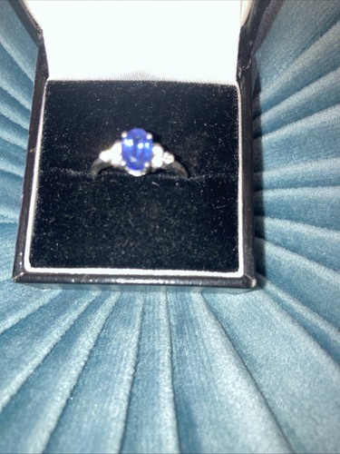 Dazzling tanzanite and diamond - dazzling,