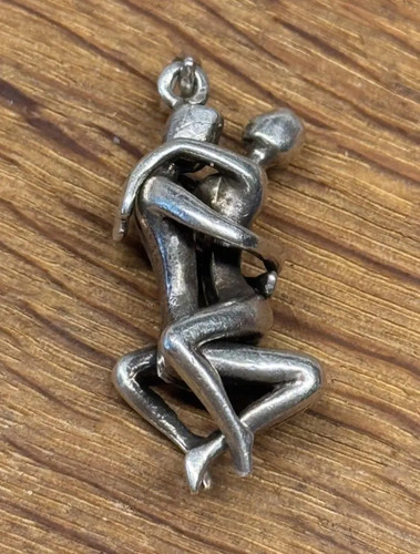 Vintage pendant sterling