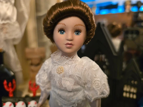 Haunted doll positive - , meredith