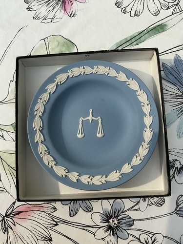 Wedgewood jasper ware zodiac - wedgewood,