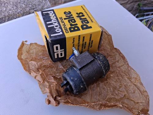 Midget 1500 rear wheel - midget,
