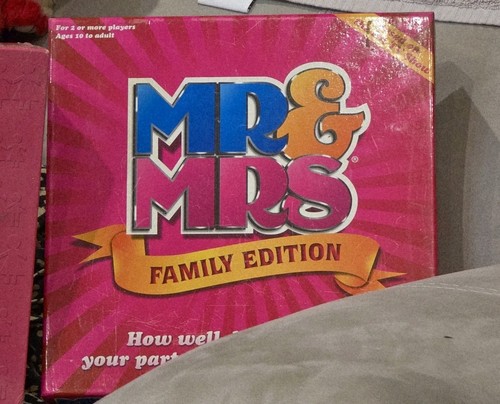 Mrs family edition board - &,
