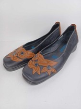 Softwaves Womens Low Wedge