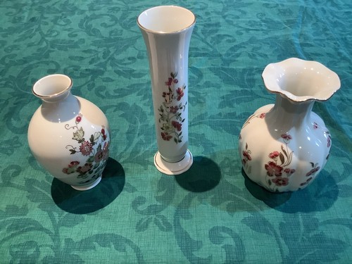Three zsolnay hungarian - three,