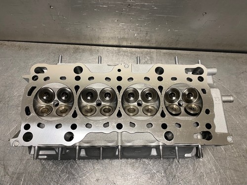 Reconditioned cylinder head - reconditioned,