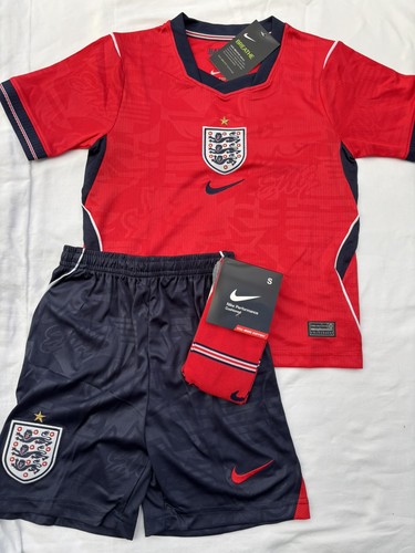 England kids football kit 8 - kids, 7-8