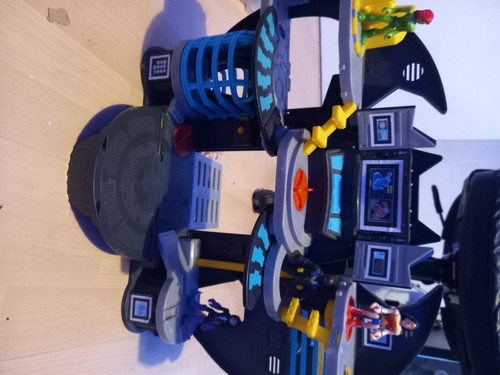 Imaginext batman bat cave - batman, and