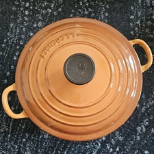 Le Creuset Cast Iron Casserole 24 Dutch Oven Hazelnut Brown with Lid