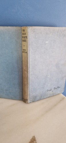 Enid blyton the queen - enid,