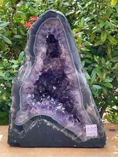X-Large Amethyst Cathedral