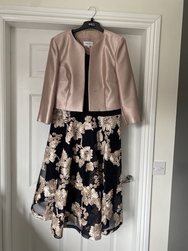 Ariella london dress outfit - ariella,