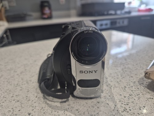 Sony handycam - sony,