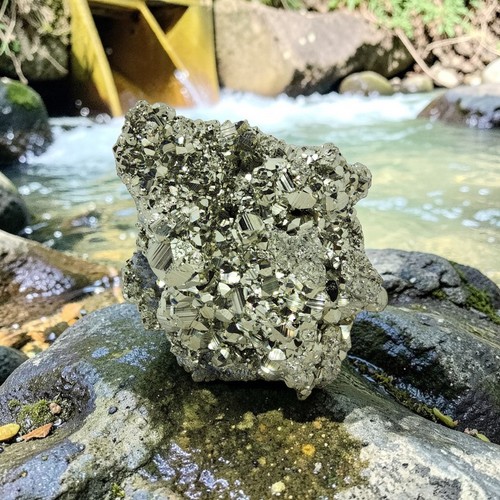 Pyrite fools gold 25 - pyrite,, 1.25+