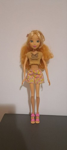 Winx club flora doll - club,