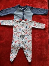 Baby Boys 2x Sleepsuits Size