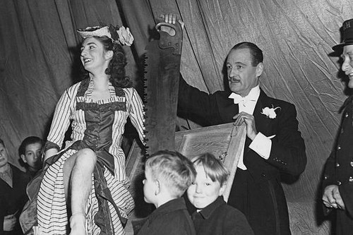British stage magician jasper - stage,