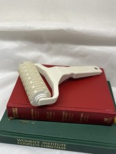 Vintage Lattice Pastry Cutter