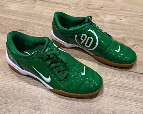 Nike total t90 astro football - nike,