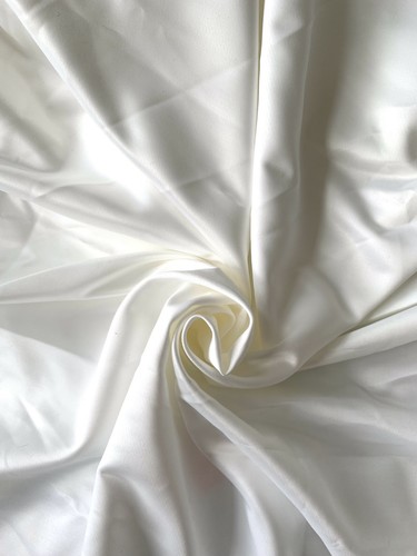 Very large white - large,