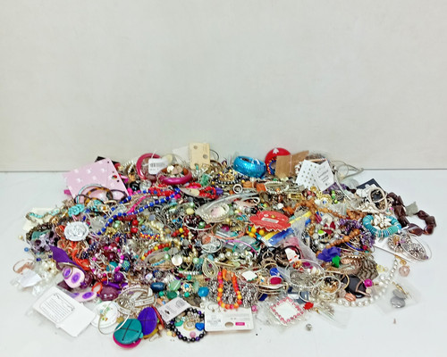 2kg mixed jewellery job lot - 8.2kg,