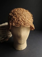A VERY FINE 1960s VINTAGE ITALIAN VISCOSE STRAW & CRIN HOOD FOR MILLINERY UNUSED